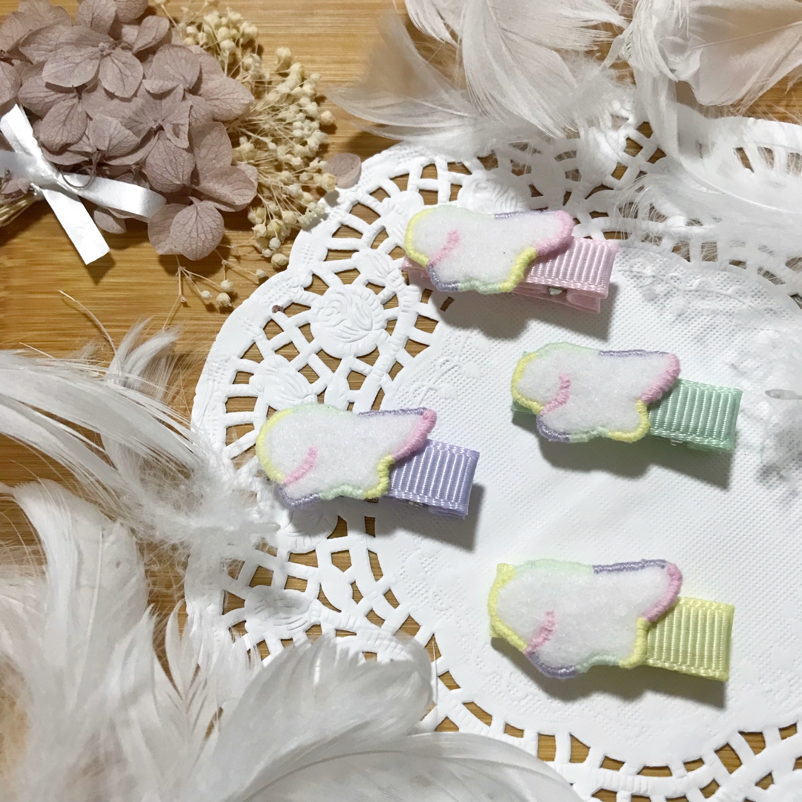 【アネモネのクリップ】　♡ベビーヘアピン　♡ベビーヘアクリップ オーダーメイド ベビーヘアクリップ - ヘアアクセサリーの人気通販 | minne