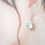 ガラスの雪うさぎピアス／イヤリング