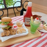 ミニチュアフード　アボカドエッグバーガー　セット