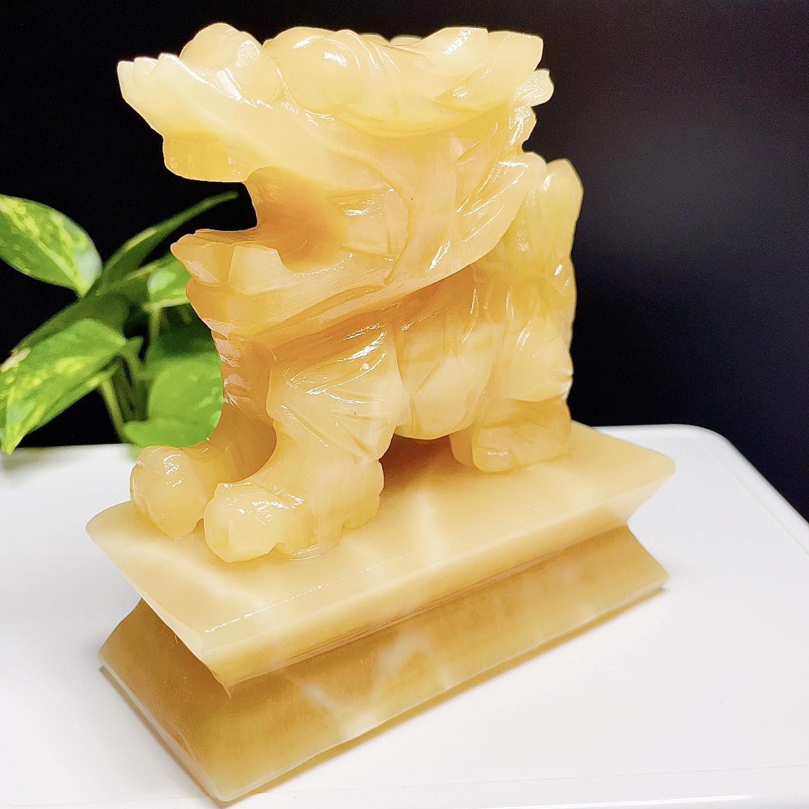 【超美品】麒麟　彫り　置物　カルサイト　天然石　パワーストーン 2
