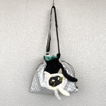 白ネコになりたかった黒猫きんちゃく(シルバー)