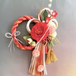 春の訪れ＊お正月新作飾り＊水引きと椿のお花たちで祝うお正月しめ縄飾り＊無料ラッピングあり