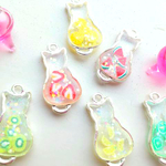 もぎたて果実猫（銀ねこ）key ring