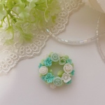 小さな リース　ブローチ　パーツ　樹脂　薔薇　13