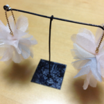 お花ピアス ピンクベージュ
