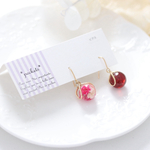 【受注作成】ひと粒のお花飴玉ピアス/イヤリング ピンク系レッド