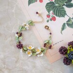 野ばらと木いちごの花かんむりブレスレット