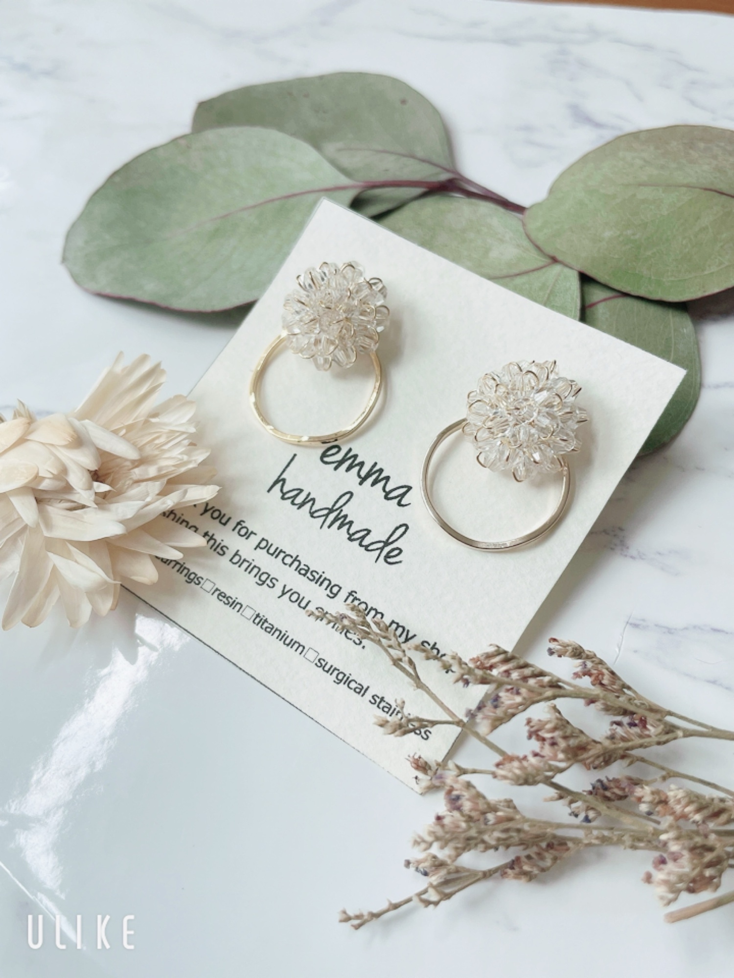 再販3】ホワイト紫陽花 小花イヤーカフ&ピアス/イヤリング