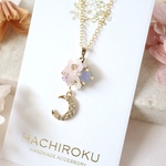 桜と煌めく月のネックレス✴︎