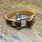 シャックルブレスレット