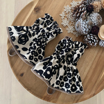 リバーシブルキッチンアームカバー　北欧シンメトリーフラワー　ブラック