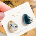 《再販❣️》イヤリング　しずく　アシンメトリー　ブルーブラック　レジン　レジンイヤリング　レジンアクセ　レジンアクセサリー　しずくイヤリング　ドライフラワー　ドライフラワーアクセ　