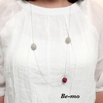 ★再販★ルビーとクリスタルのトリプルボールネックレス　スワロフスキー　グルーデコ　大人女子　ロング　Tシャツ　【送料無料】