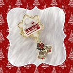 ピアノ猫のクリスマスブローチ
