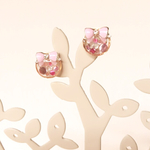 リボンの付いたまんまるキラキラピアス