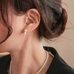 貝パールのピアス／イヤリング