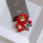 【新作】椿の花 ビーズ刺繍ブローチ