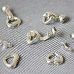 アクセサリーパーツ ジョイントパーツ 留め金 ハート 銀 15mm 5個[4582434315173]