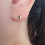 【ifumé】つけっぱなしOK！金属アレルギー対応 小さな星のピアス