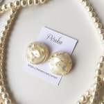 white summer earring **