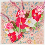 （乙女モダン椿）元巫女が作る花のお守り袋