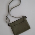 帆布のサコッシュ　ショルダーバッグ/ オリーブ