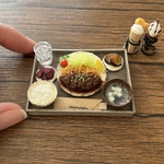 ミニチュア　味噌カツ定食