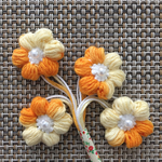 刺繍糸で編んだぷっくりお花モチーフ★ハンドメイドのヘアピン、ガーランドにどうぞ 