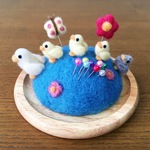 あひる親子のピンクッション