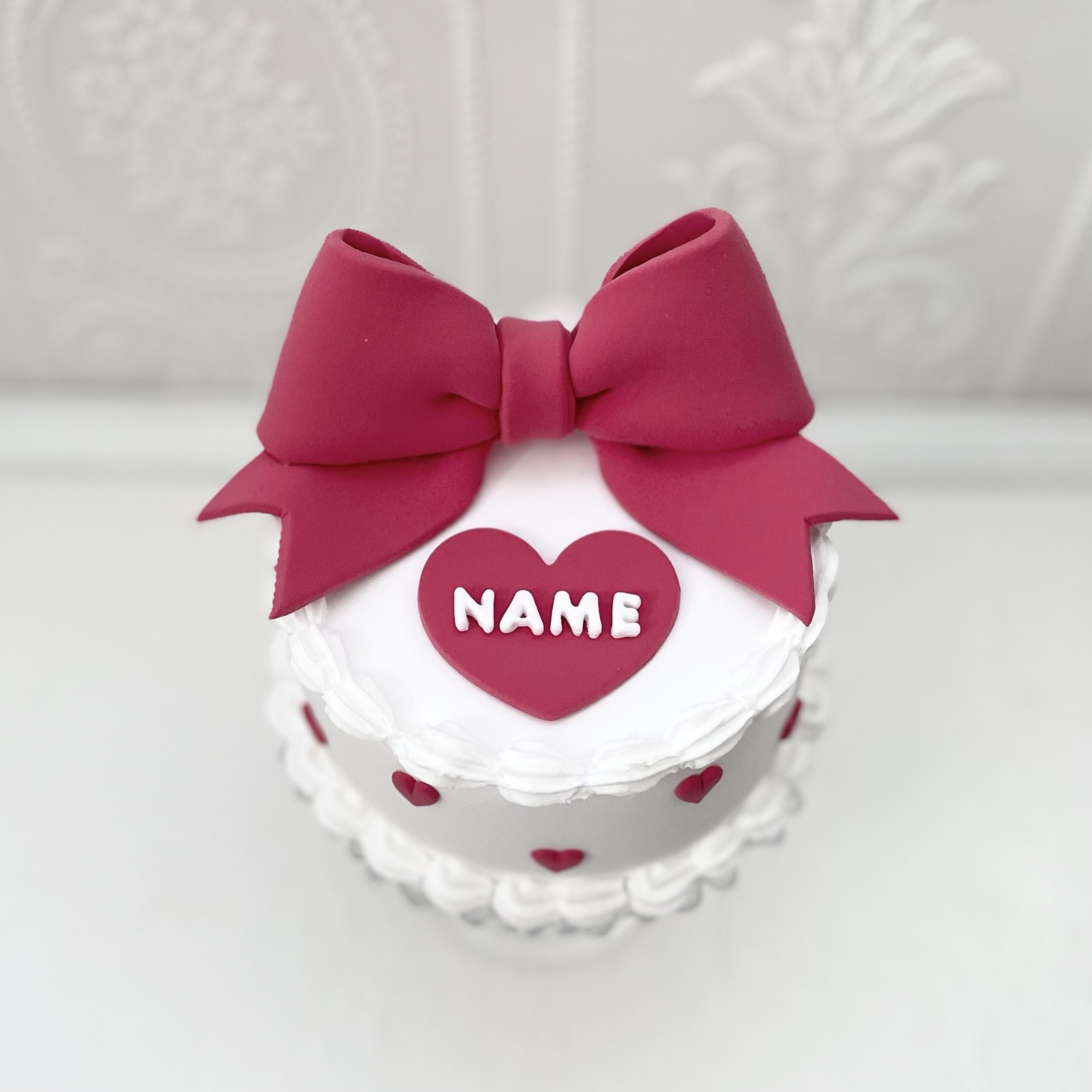 推し活】生誕祭・誕生日に♡推しカラーで作るリボンハートクレイケーキ