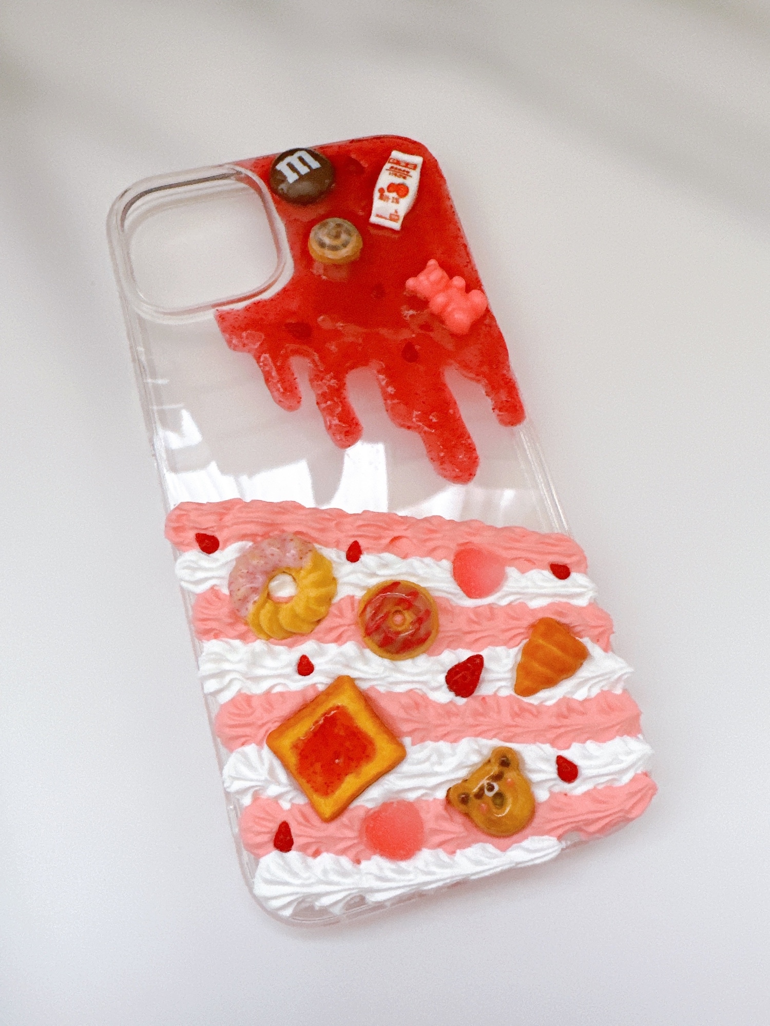 ⭐︎デコ電⭐︎ゆめかわ⭐︎スイーツ⭐︎iPhoneケース⭐︎ デコ電♡オーダーデコiPhoneケース の通販 by I.MY.ME deco｜ラクマ
