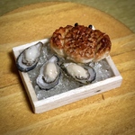 ミニチュア 浜茹で毛ガニと牡蠣✩.*˚