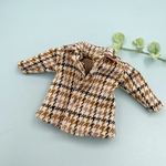 単品　ライトブラウンのコート　人形服　22cmドール　ドール服