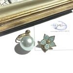 0912 VINTAGE EARRING  アシメデザインブルーフラワーパールヴィンテージ　イヤリング　アンティーク  クラシカル　花　フラワー　大ぶり　クリップ　ナチュラル90年代ビーズ　ビジュー