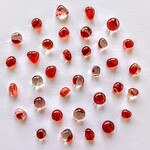 1224   ガラスビーズ　レッド　7〜9mm