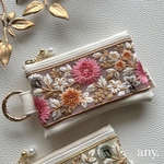 再販6！インド刺繍リボンポーチ classy pink 🤍カードケース💳 フェイクレザー カラビナポーチ