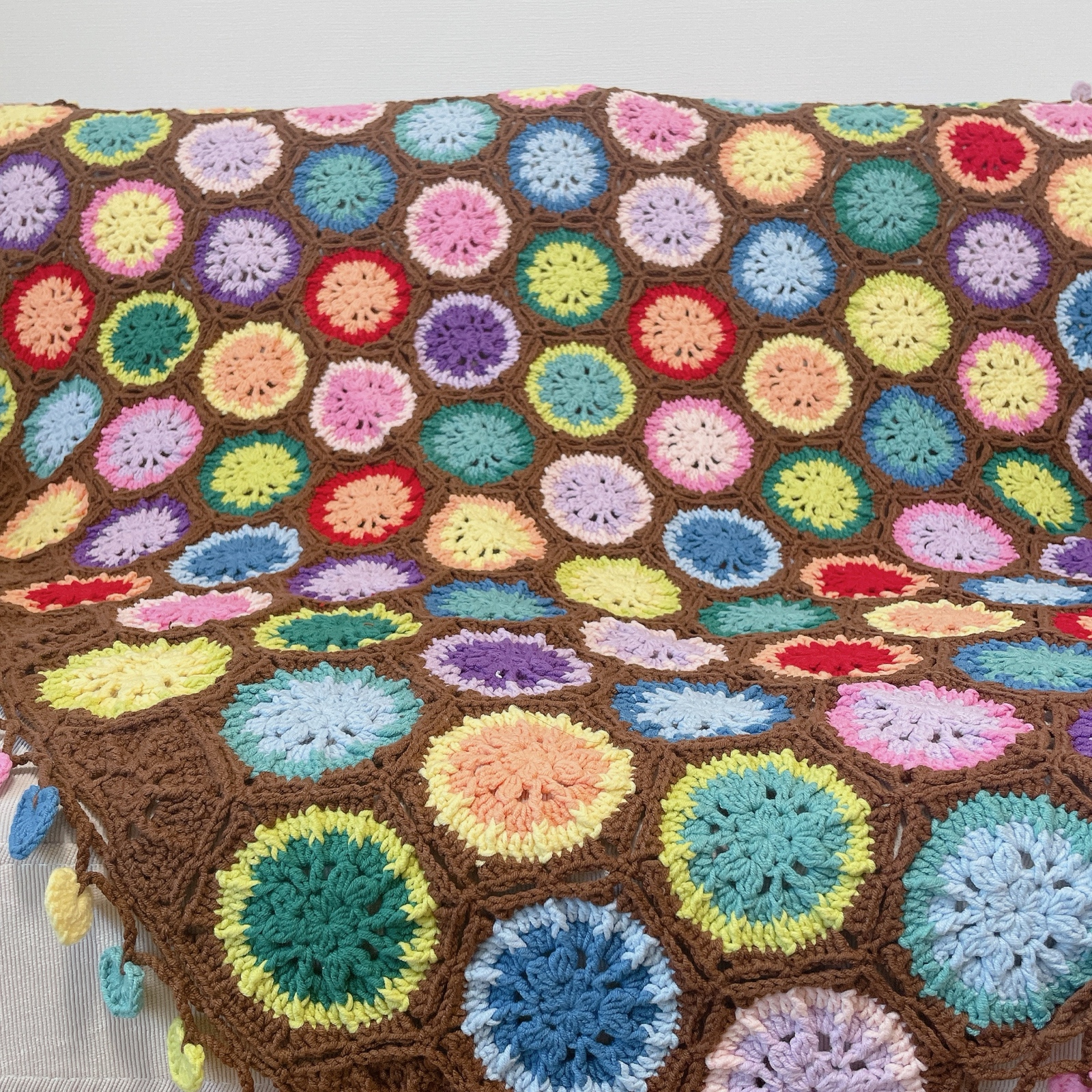 ◆3月末で出品削除◆モチーフ編み【19】ハンドメイド　ブランケット　マルチカバー モチーフ編みブランケット・マルチカバー ・ソファーカバー