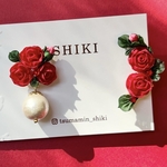 ＊つまみ細工＊薔薇 赤 花 イヤーカフとピアスのセット＊