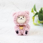 ちょこん！羊毛フェルトマスコット　くまの３兄弟もこもこver. （白い子）