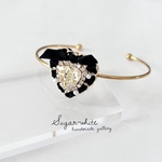 🎀 Heart ribbon  series ✵ リボン編みチェーン風ハートと大粒ビジューのクロスバングル   【 年末特別企画🌟均一価格イベント 】