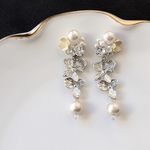 ブーケ×ニ連フラワーイヤリング　ピアス　ブライダルアクセサリー　紫陽花　つやつやシルバー　シルバー　花　コットンパール　パール　お呼ばれ　結婚式　ウェディング　ブライダルアクセサリー　