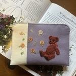 🐻felt  de  patchworkテディベアのお薬手帳ケース🐻