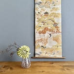 帯のタペストリー　アンティーク　鶴と松　着物リメイク インテリア　掛け軸 　Kimono Tapestry Kakejiku  ギフト　正月飾り　縁起物　古民家　和モダン　壁飾り　日本のギフト　日本