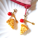 アップルパイのチャーム