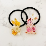 うさぎとお花＊ドライフラワー＊レジンのうさぎヘアゴム（2点セット）　ピンク×イエロー　スターフラワーかすみ草