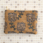 mina perhonen　yula  ポーチ　18  マスタード　ミナペルホネン の 刺繍生地  ポケットつき