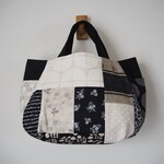 北欧調　モノトーン系　ランダムパッチ　帆布　　タックぷっくりBAG　両脇ポケット♪　帆布　黒