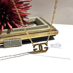 0947 VINTAGE GIVENCHY GGモチーフネックレス　ヴィンテージ アンティーク  クラシカル　フラワー　ミニ　クリップ　ナチュラル　カジュアル　メンズ　アクセサリー パール　ギフト