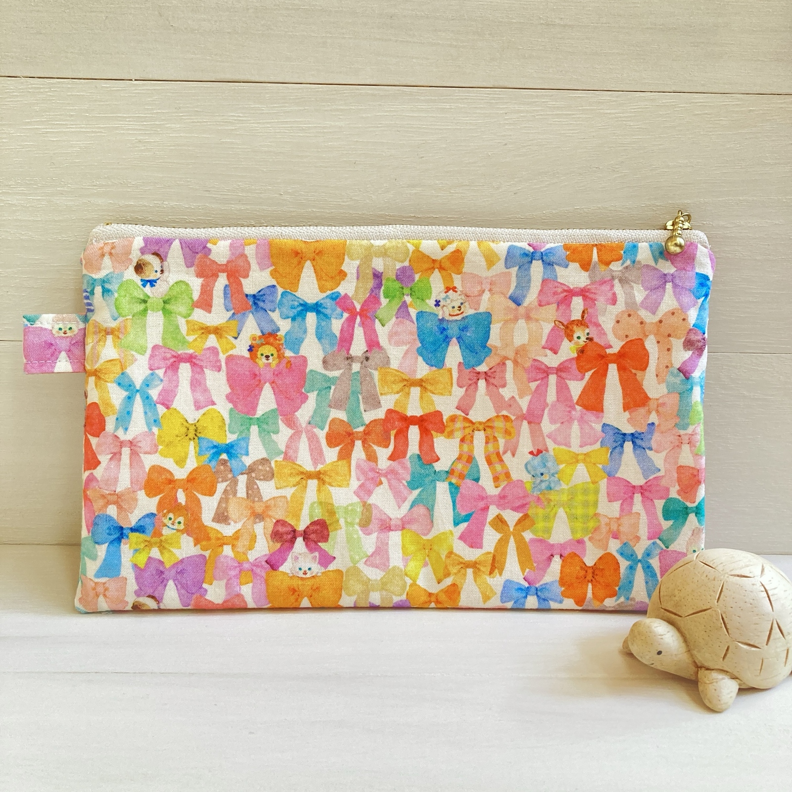 キャットガーデン猫ポーチ小✤ハンドメイド Amazon | ポーチ 小物入れ 猫 ねこ おしゃれ 刺繍 丸 フラット