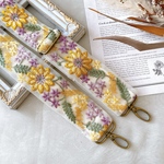 【インド刺繍リボン】ショルダーストラップ　スマホショルダー